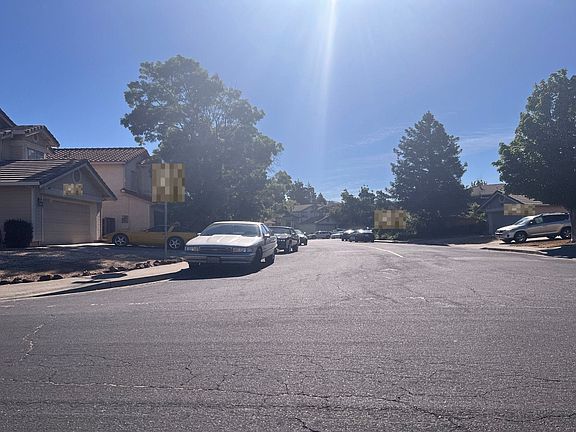 4th image of 524 Knights Cir