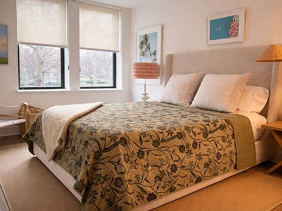 4th image of 45 W 81st St #2E