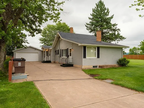 N6098 County Rd N, Arkansaw, WI 54721