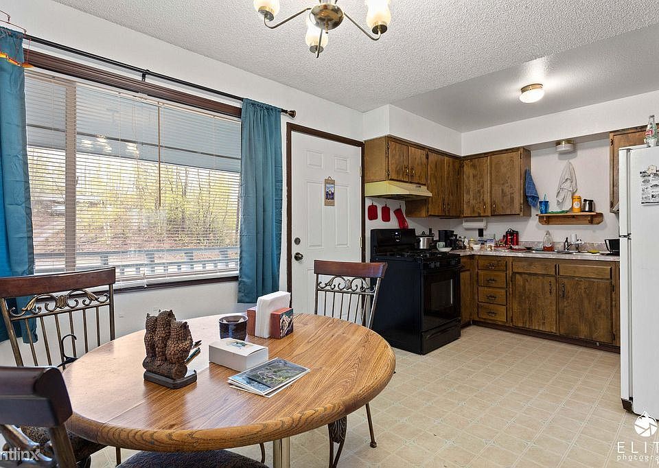 Reisner kitchen3