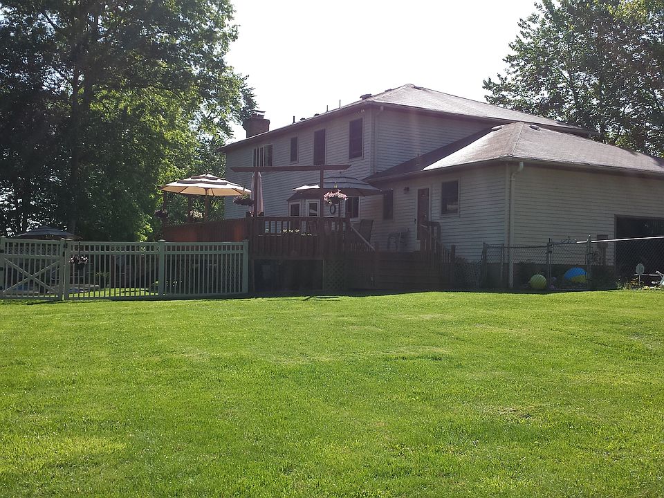 2nd image of 61 Tremont Dr