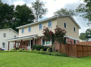832 Loxford Ter, Silver Spring, MD 20901