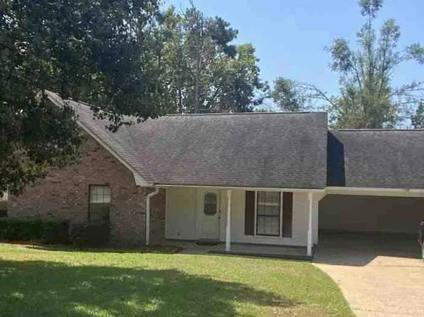 102 Sandhurst Cir, West Monroe, LA 71291