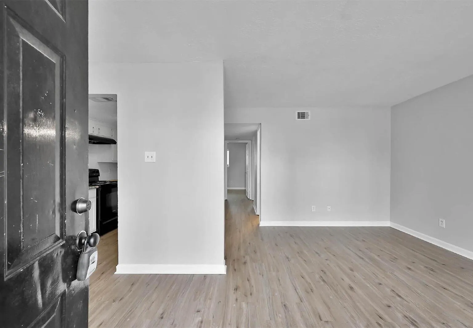 1500 S 3rd St — Photo 3
