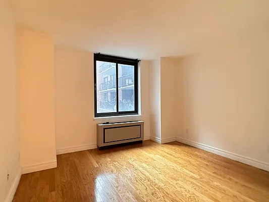 Rented by Oxford Property Group | media 20