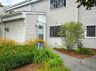 G3 Grandview Dr, South Burlington, VT 05403