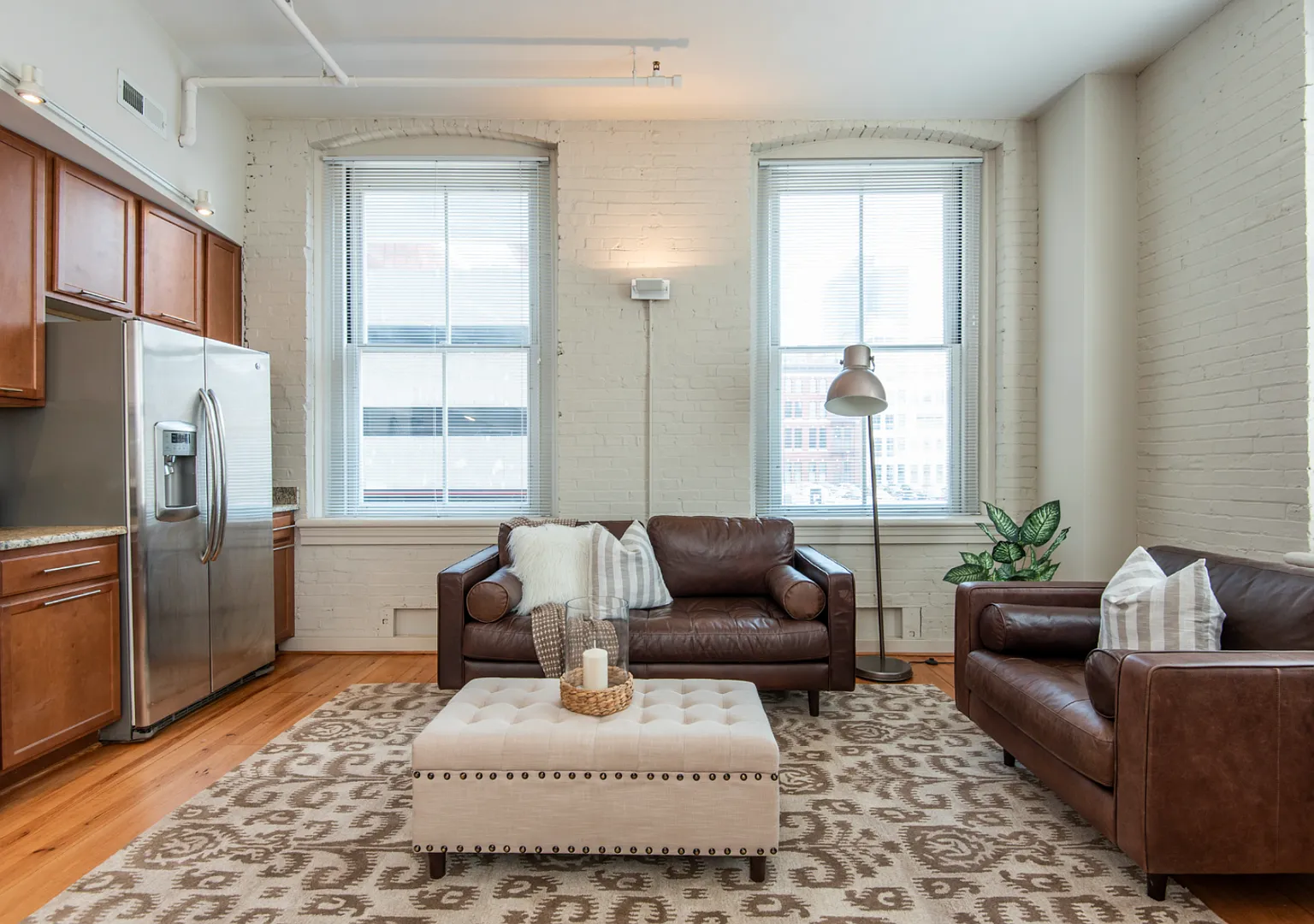 1200 Walnut St — Photo 4