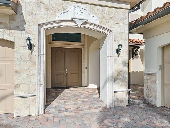 4th image of 8685 Parkland Bay Drive