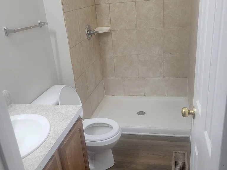 1617 Curthay Ct — Photo 16