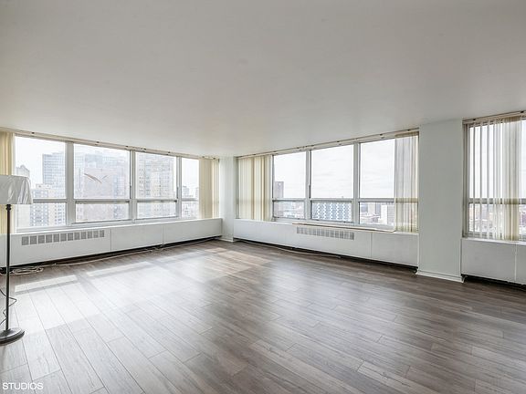 4th image of 4800 S Chicago Beach Dr APT 2007S