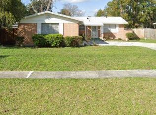 1115 Bacall Rd, Jacksonville, FL 32218
