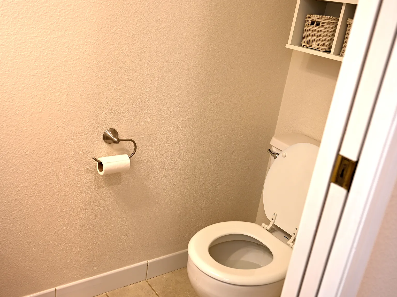 4 bed, 2.5 bath, 2247 sqft, $2,995 — Photo 3