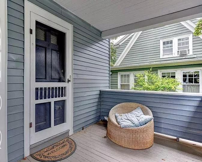 1st image of 27 Marbury Ave