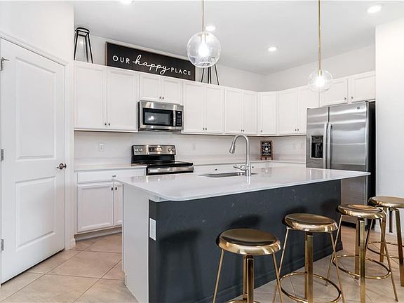 2nd image of 2425 Orchard ST