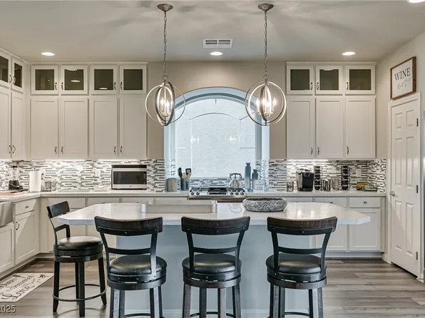 10072 Kangaroo Island Ct, Las Vegas, NV 89141