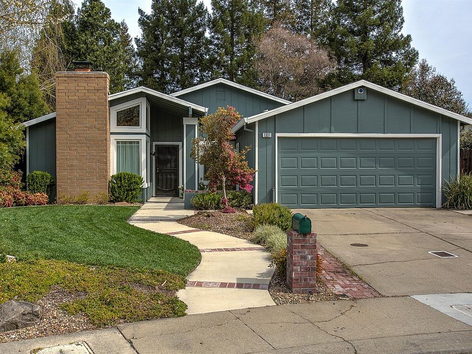 2nd image of 1331 Grendel Way