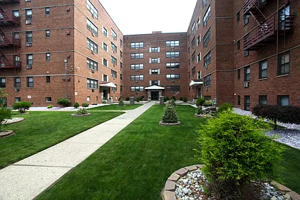 Washington Heights Apartments