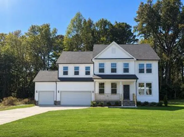 52 Celtic Ln, Lillington, NC 27546