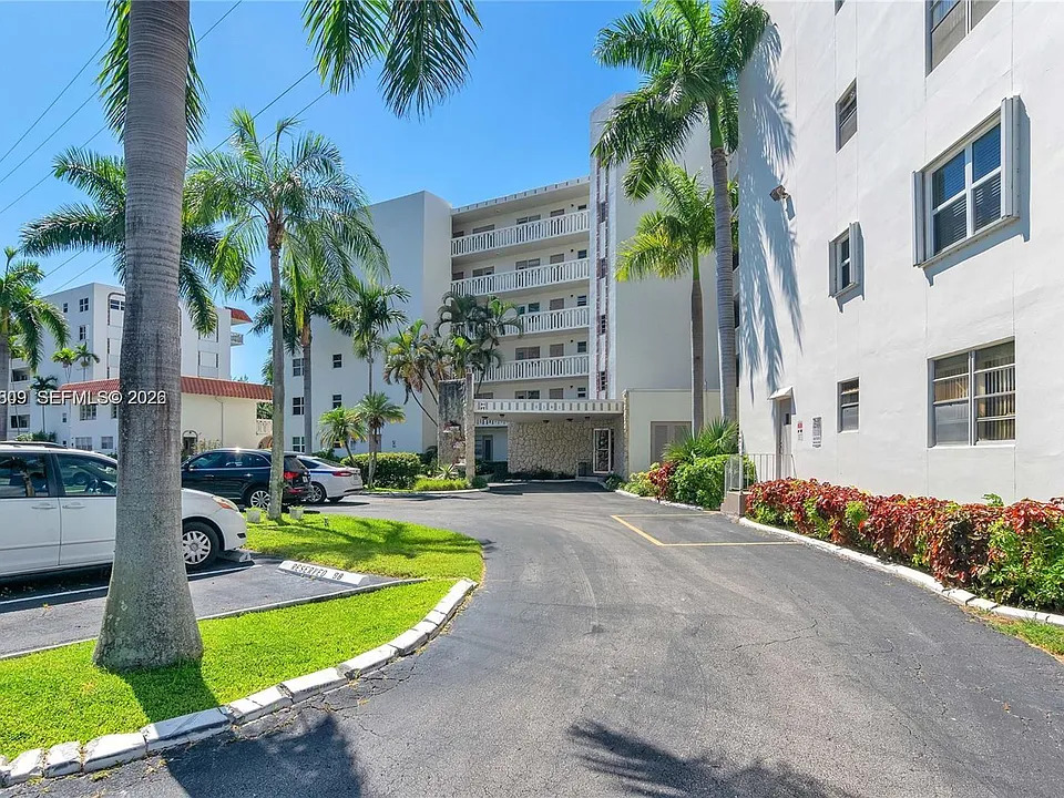 3181 S Ocean Dr #108