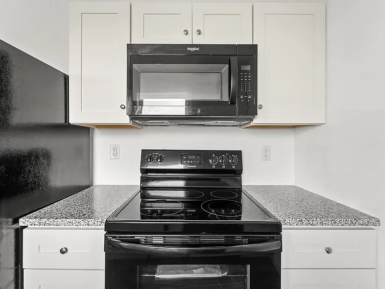 9724 Luan Dr #6 — Photo 8