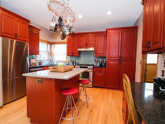 5th image of 3701 Mount Vernon Ln
