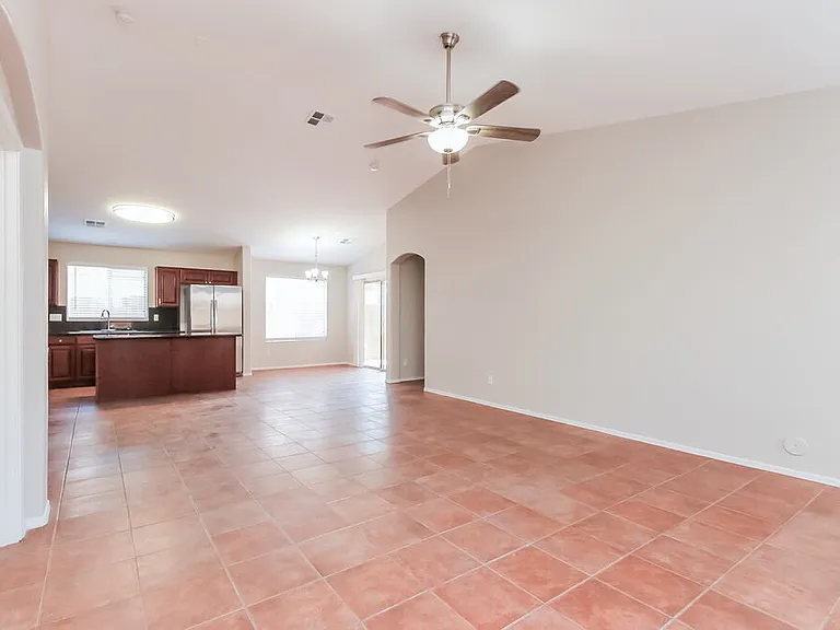 3341 W Yellow Peak Dr — Photo 3