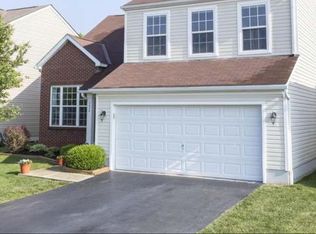 7678 Coppershell St, Blacklick, OH 43004