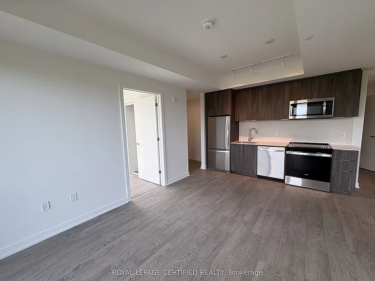 740 Whitlock Ave #501 — Photo 7