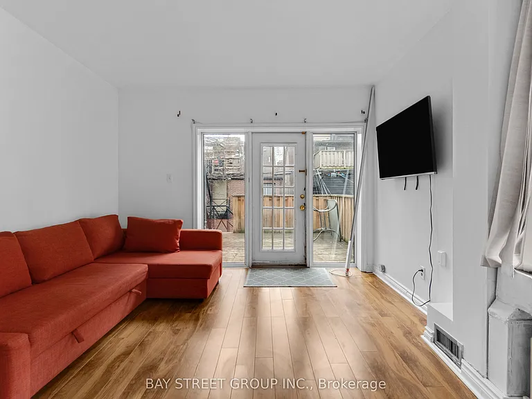 65 Gloucester St #4 — Photo 12