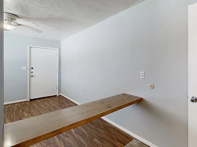 304 Tauber St #3 — Photo 8