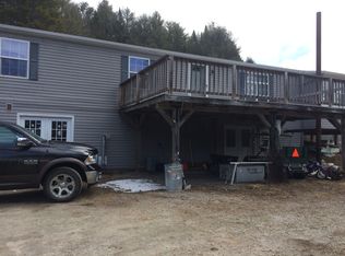 1267 E Peacham Rd, Barnet, VT 05821