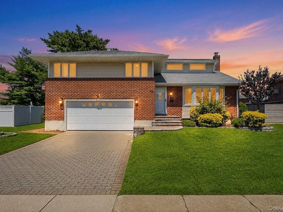 1st image of 4 Balsam Drive