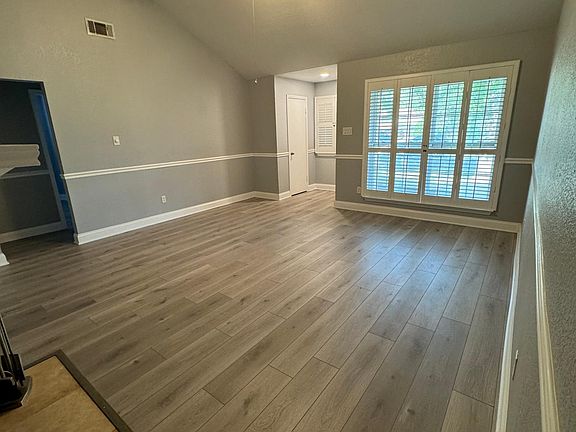 4th image of 2911 Penny Ln