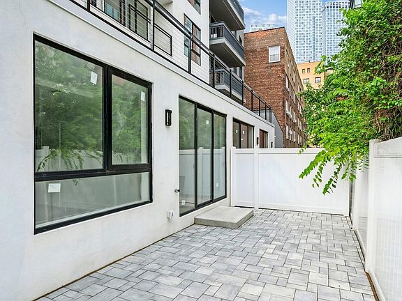 5th image of 32 Jones St #102