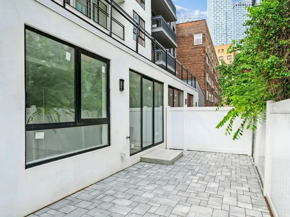 32 Jones Street image 1 of 35