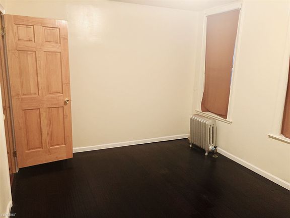 Bedroom (Front of apartment)