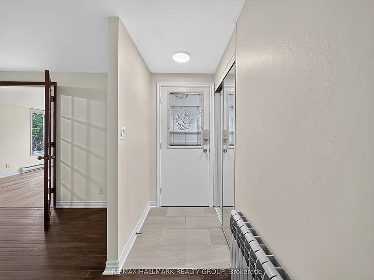 295 Amiens St — Photo 4