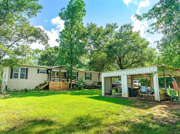 94 Tamchelle Rd, Lumberton, MS 39455