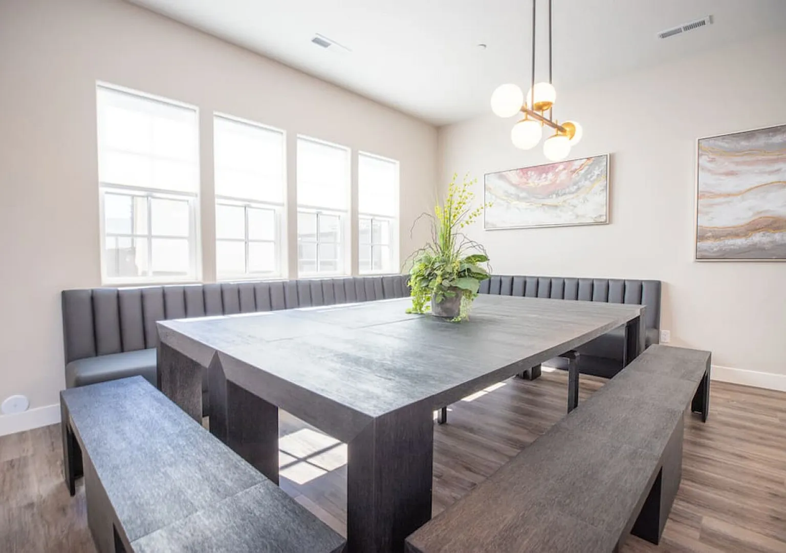Three Story Villa for 39 in Beautiful Community w/ Private Spa — Photo 4