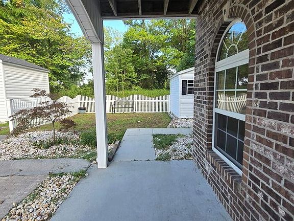 3rd image of 1328 Waterway Dr. #1