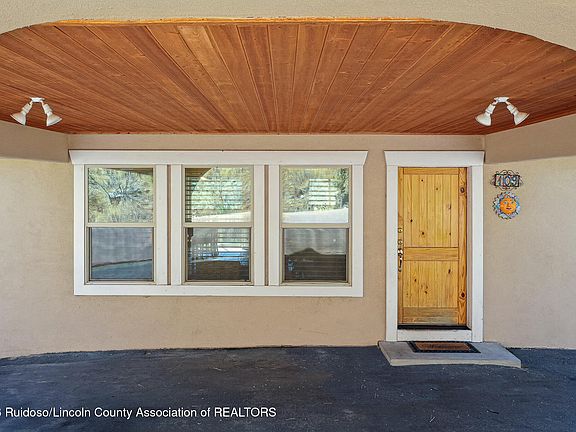 3rd image of 109 Alto Mesa Rd