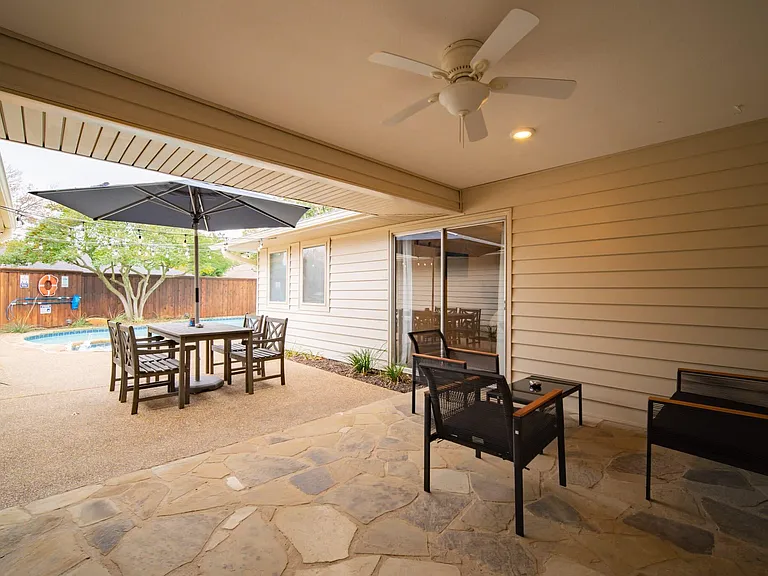 502 Stillmeadow Dr — Photo 36
