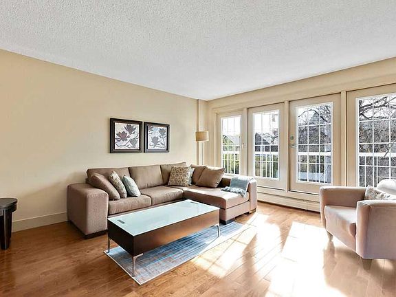 2nd image of 1534 15th Ave SW #302