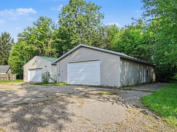 15086 76th St, South Haven, MI 49090