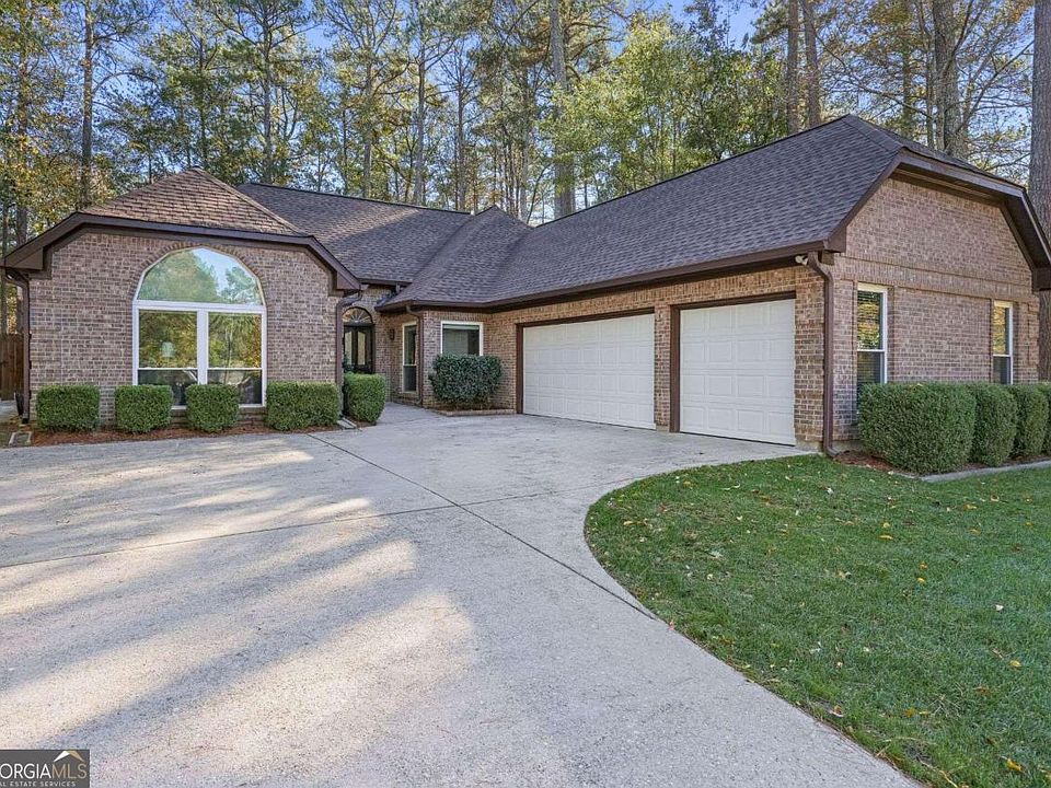 1st image of 451 Shyrewood Dr