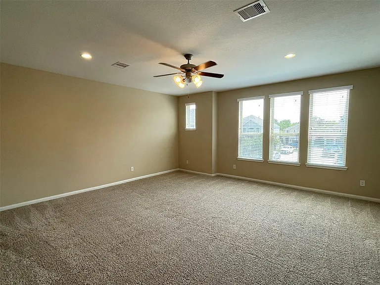 10418 Quiet Courtyard Rd — Photo 28