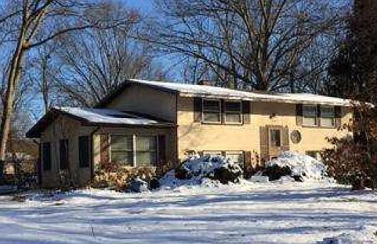 2nd image of 19 Lodge Ln