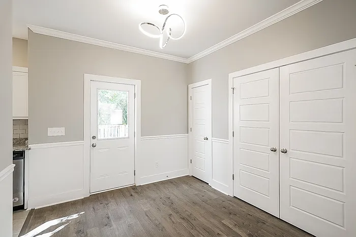 2320 Franco Rd — Photo 6