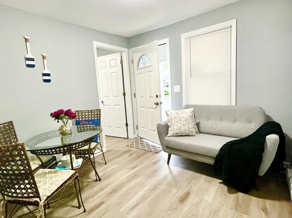 1718 White St, Lake Como, NJ 07719