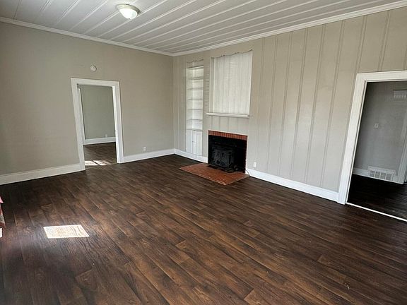 2nd image of 106 Larkin Ln